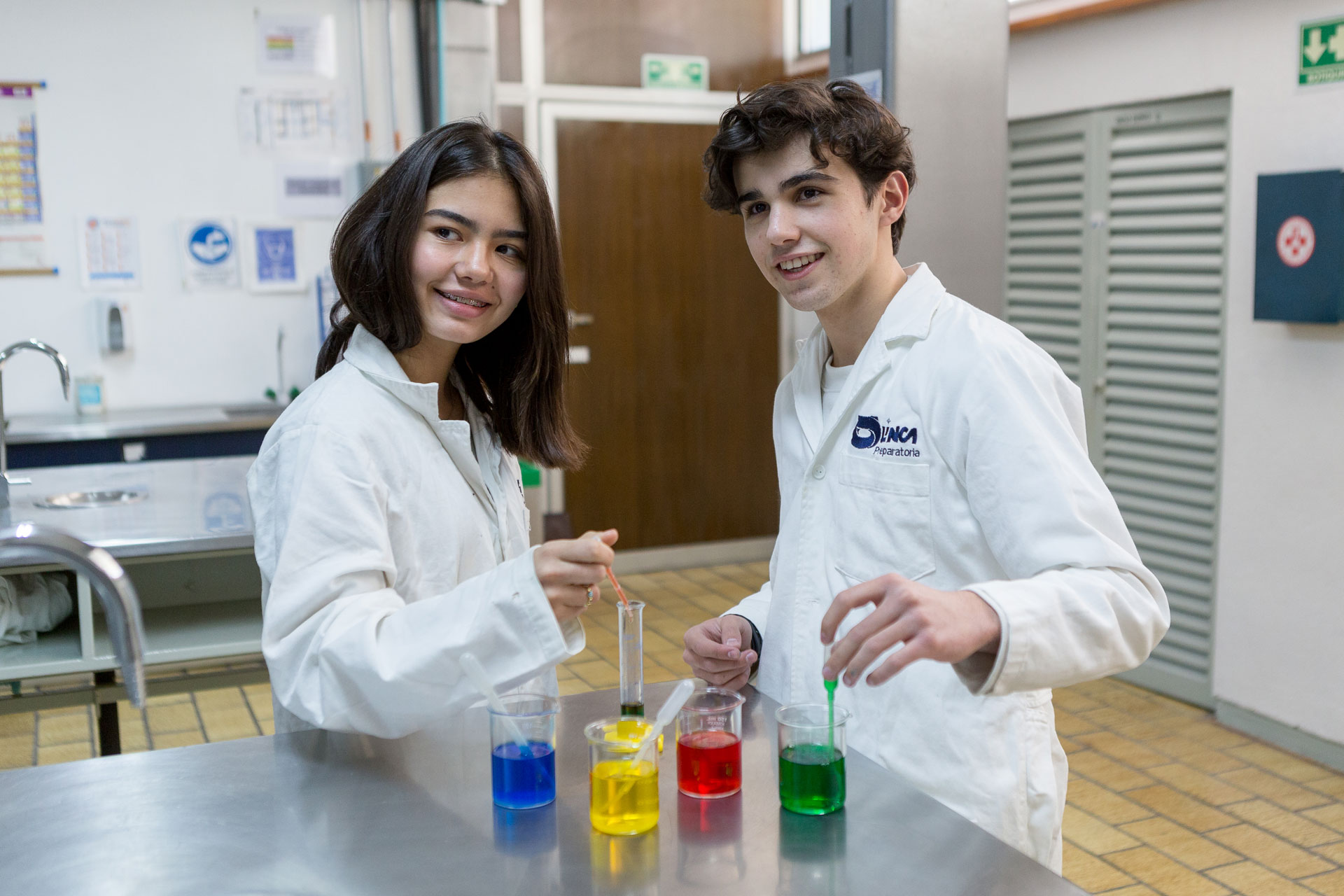 OLINCA–044 OLINCA--044